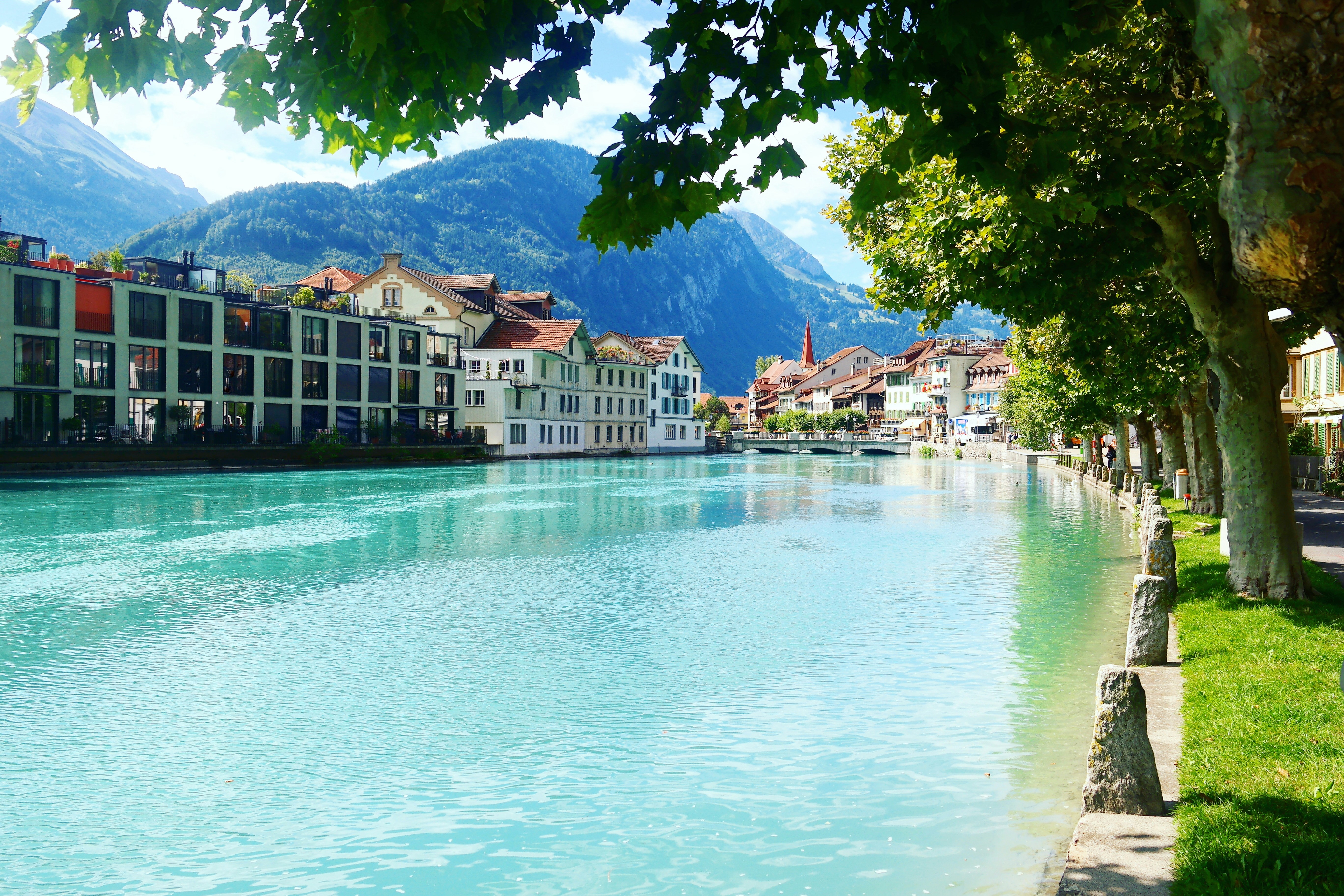 Interlaken in 3 Days: Exposed to Scale